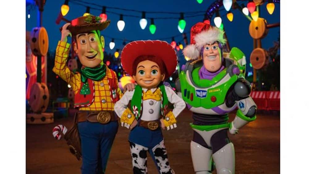 Toy Story Land Friends to Dress Up For the Holidays