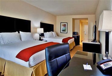 11 Reasons to Stay at The Holiday Inn Express International Drive, Orlando