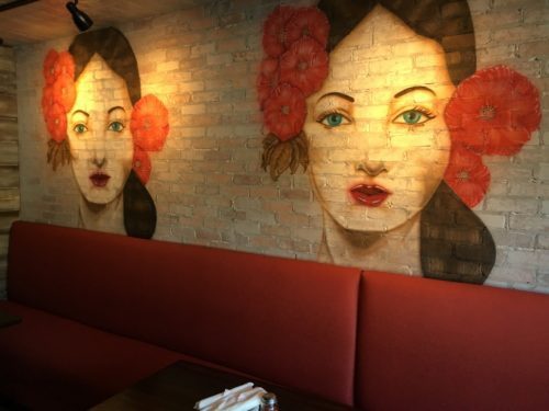 restaurant decor