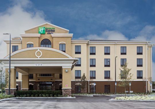 Choose the #1 Hotel in the Greater Orlando Area for your Orlando Stay!