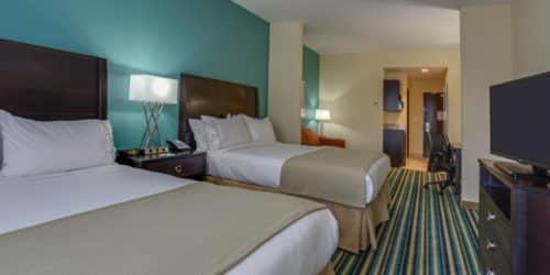 Holiday Inn Express bedroom ucf area