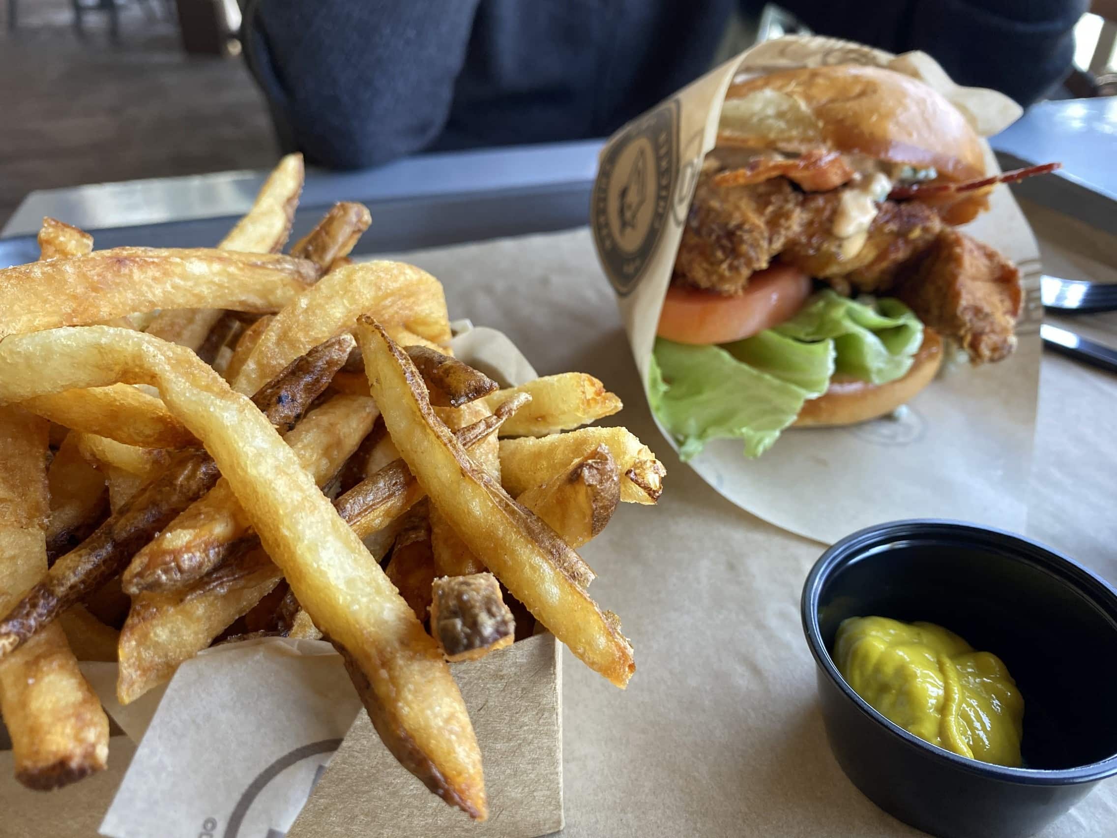 french fries at de-luxe burger in disney springs 