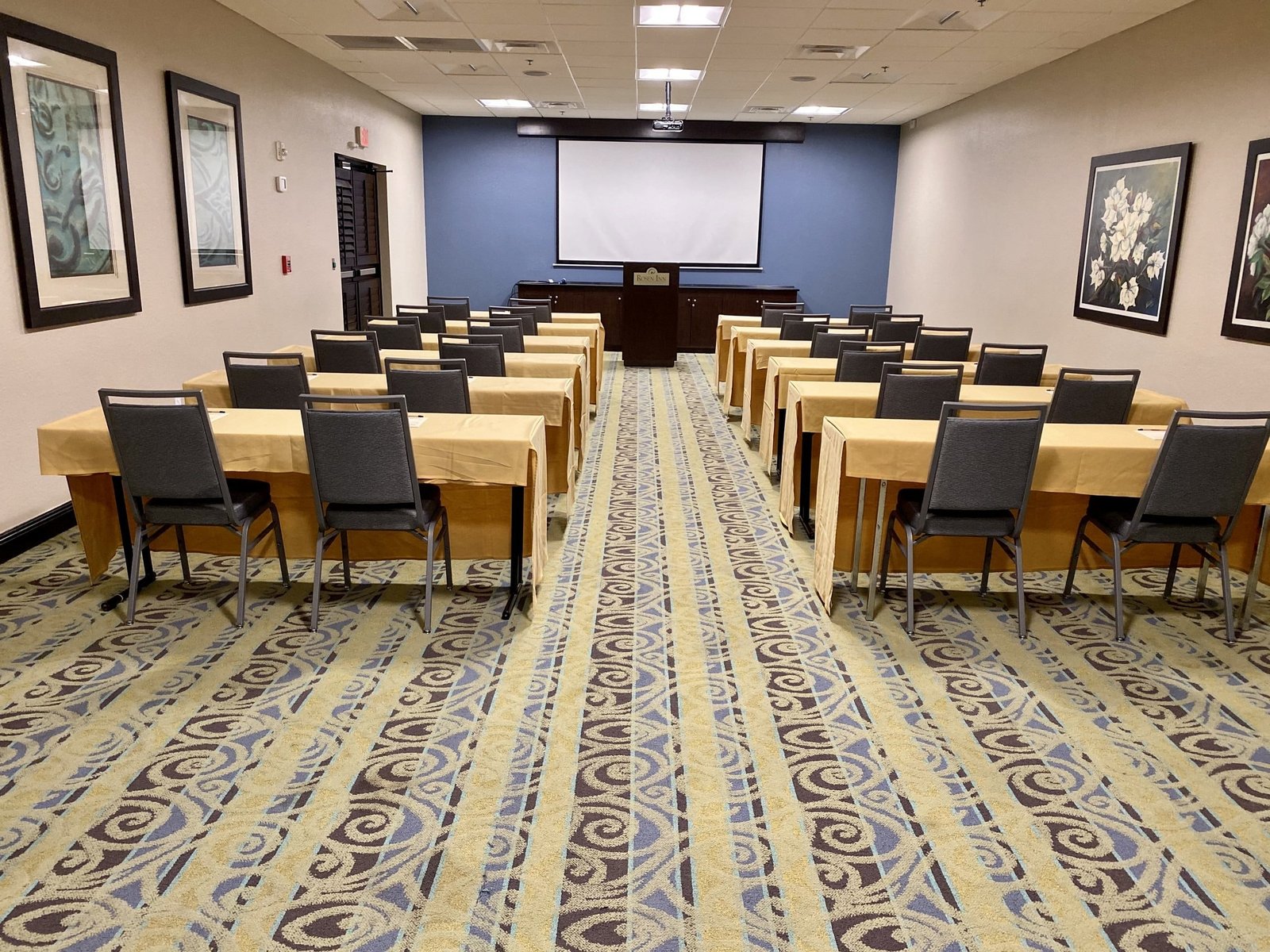 Rosen Inn pointe Orlando Beautiful meeting rooms