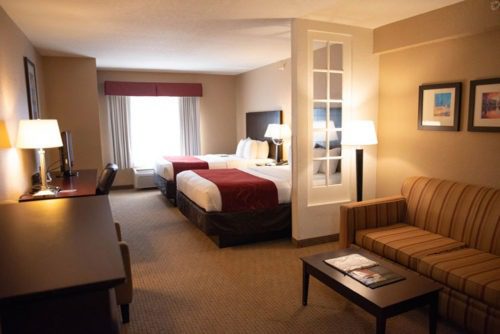 comfort suites near orlando international airport bedroom in florida