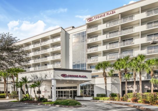 A close glimpse on Crowne Plaza Orlando – Lake Buena Vista