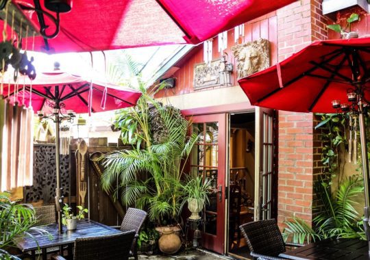 Best Restaurants in Orlando with Intimate Courtyards for a Tranquil Dining Experience