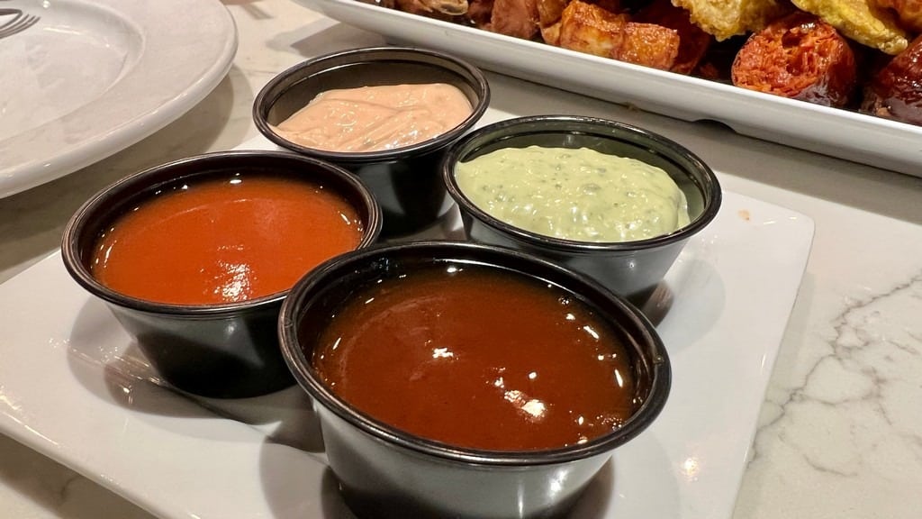 sauces at El Cilantrillo Restaurant