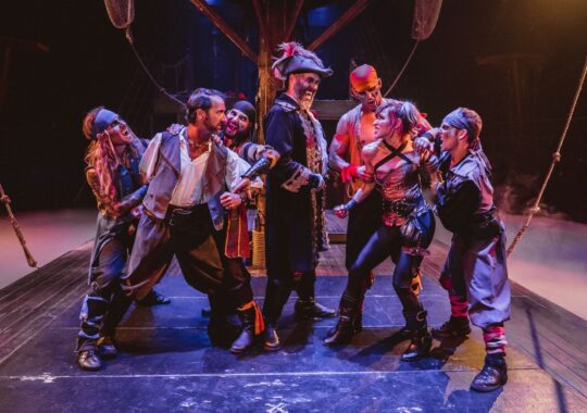 Pirates Dinner Adventure To Host Halloween-Themed Show Vampirates