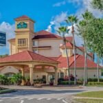 10 Reasons to Stay at La Quinta Inn & Suites by Wyndham Orlando Airport North